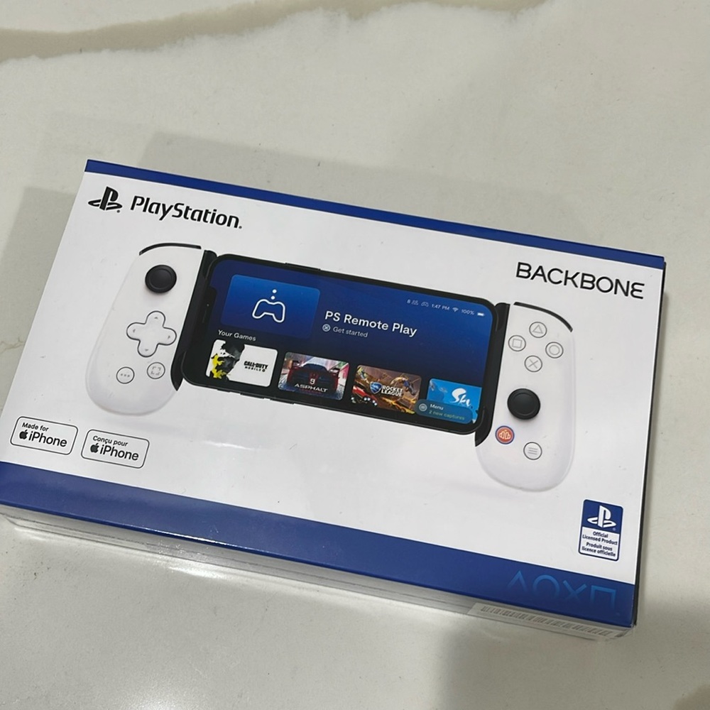 Backbone generation One mobile gaming controller iPhone PlayStation edition